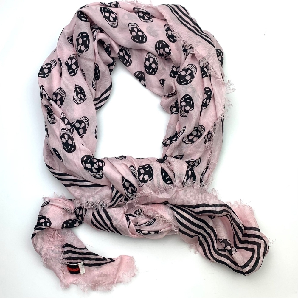 Alexander McQueen Pink Skull Print Lightweight Frayed Scarf